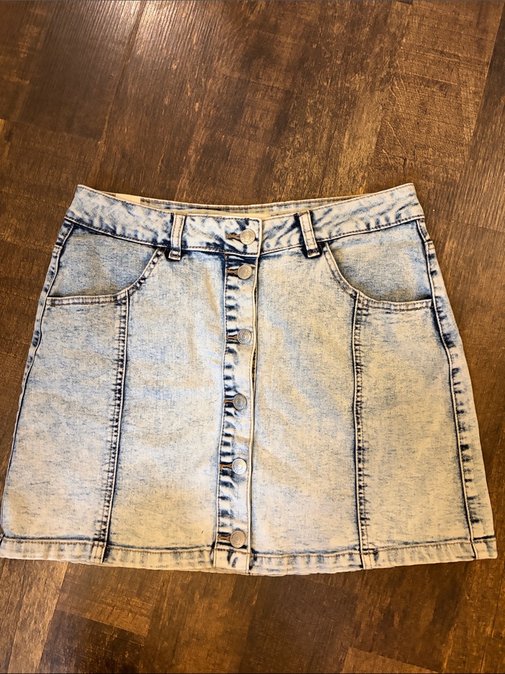 Almost Famous Light Blue Acid Wash Button-Front Mini Skirt